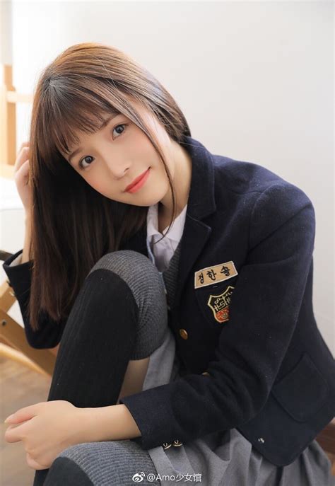 《2023兔年动态图片》